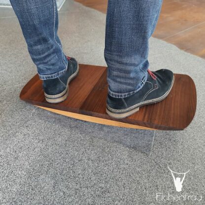 Eichenfrau Balance Board form960 - Massivholz Nussbaum mit Eiche 09