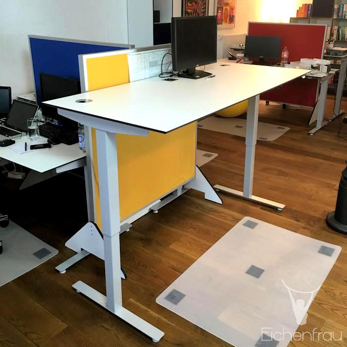 Schreibtisch höhenverstellbar 90 cm tief form114